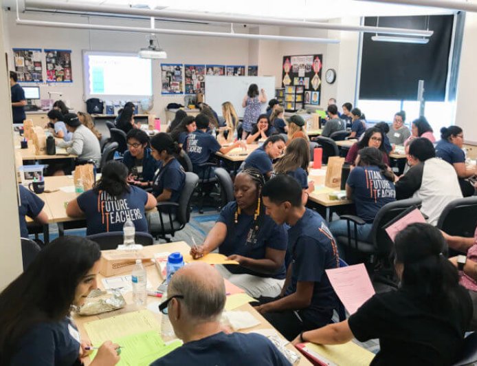 Cara Membangun Kebiasaan Belajar yang Baik sejak Dini